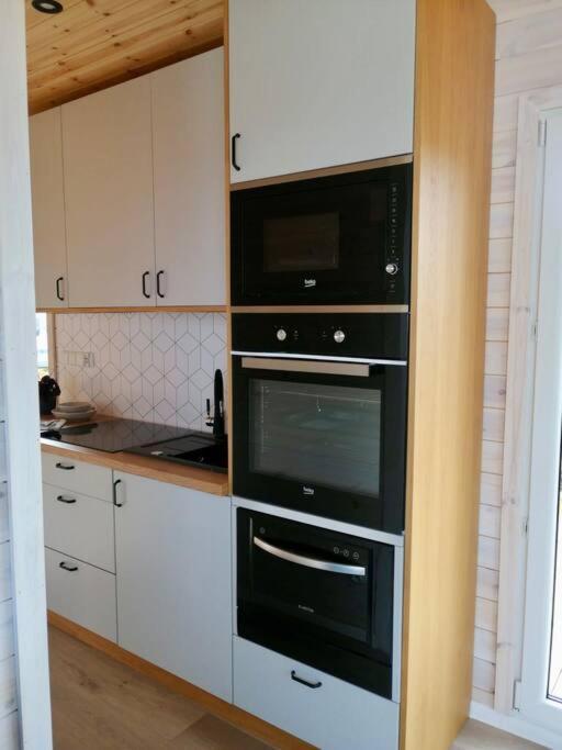 Tiny Beach House Heated And Airconditioned Wapnica  Екстер'єр фото